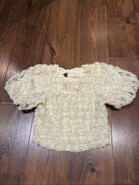 Ivory Rosette Puff Sleeve Top